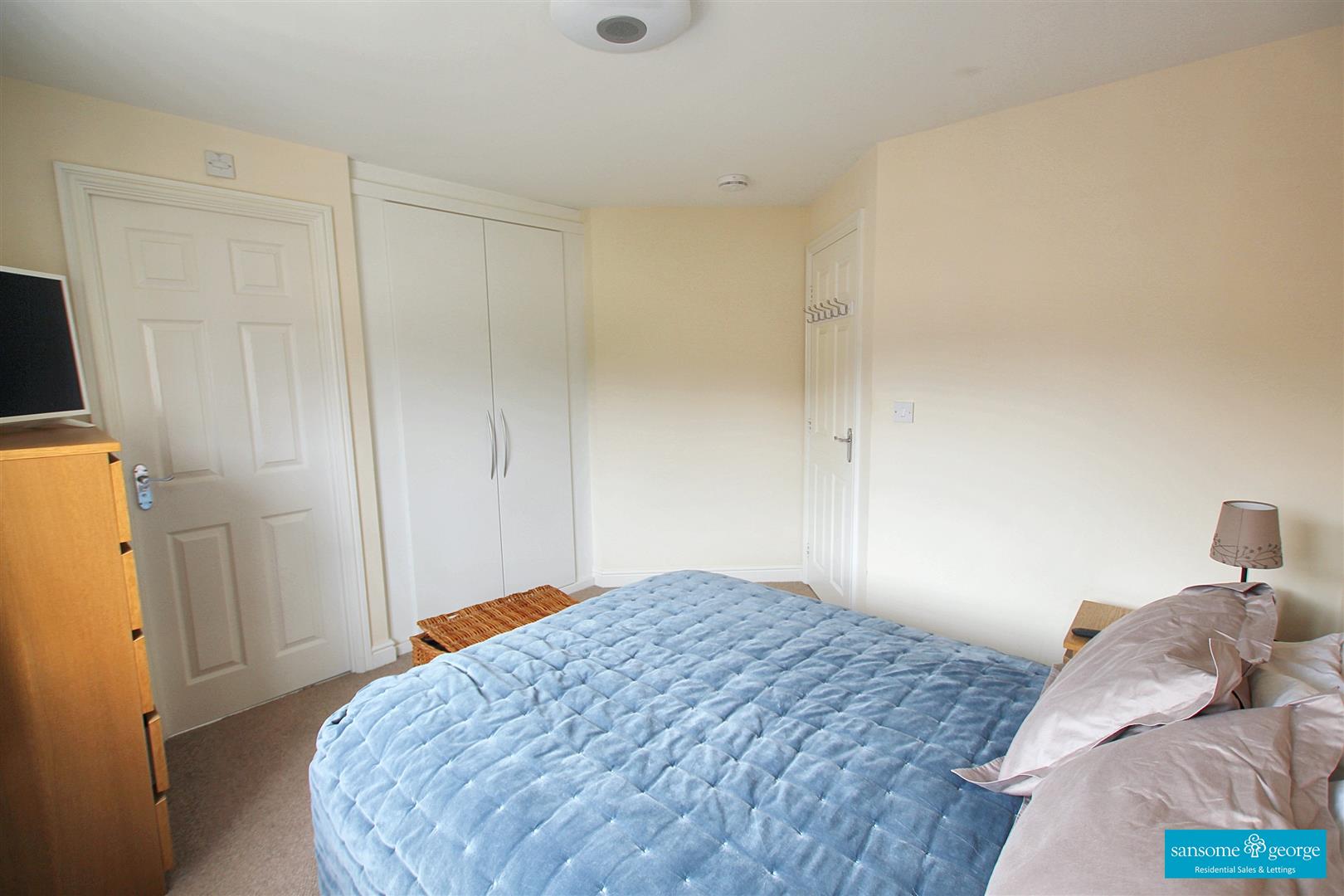 Clarendon Rise, Tilehurst, Reading